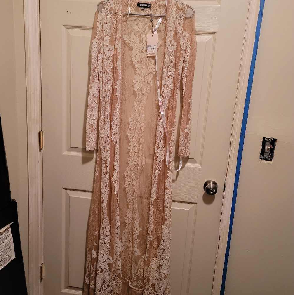 Brand New US size 0 lace kimono